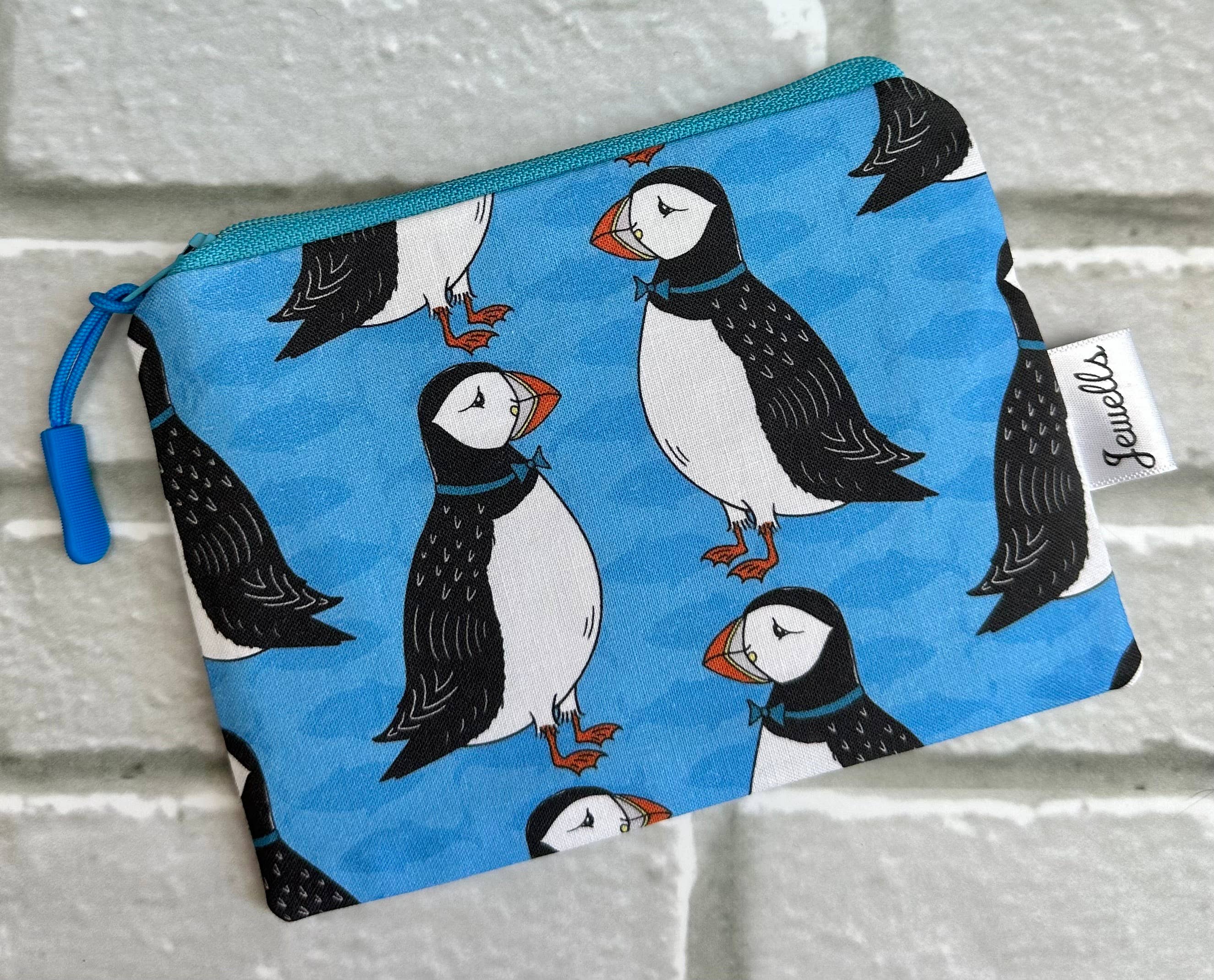 Jewells – wholesale Coin purse – Women’s – Puffin fabric coin purse blue or purse0