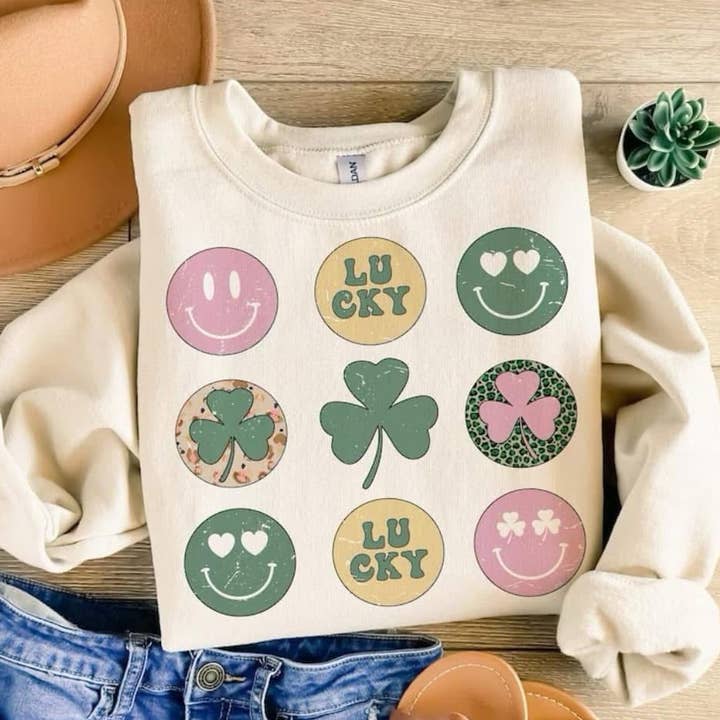 Sweat-shirt graphique rétro Saint-Patrick pour la vente par PJE PRINTING & CO