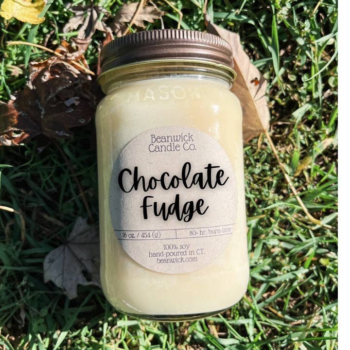 CHOCOLATE FUDGE sojakaars in Mason Jar Uniek cadeau voor wholesale door Beanwick Candle Co.