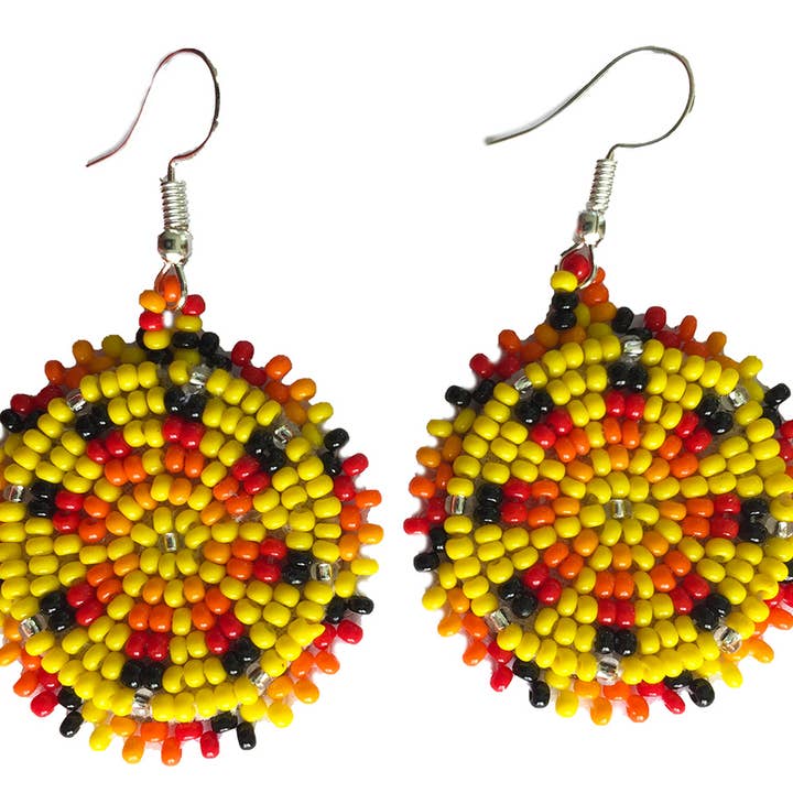 Boucles d'oreilles jaunes rondes mignonnes faites main pour la vente par BEADS CORNER