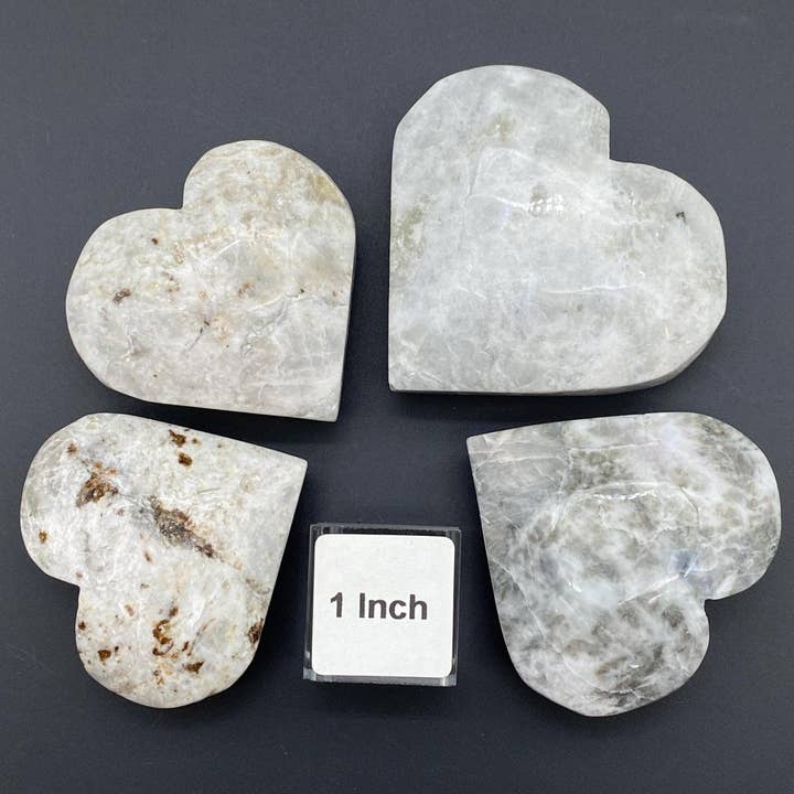 Crystal River Gems LLC – Großhandel Spiritueller Stein/Kristall – Hackmanit Puschelige Edelsteinherzen1