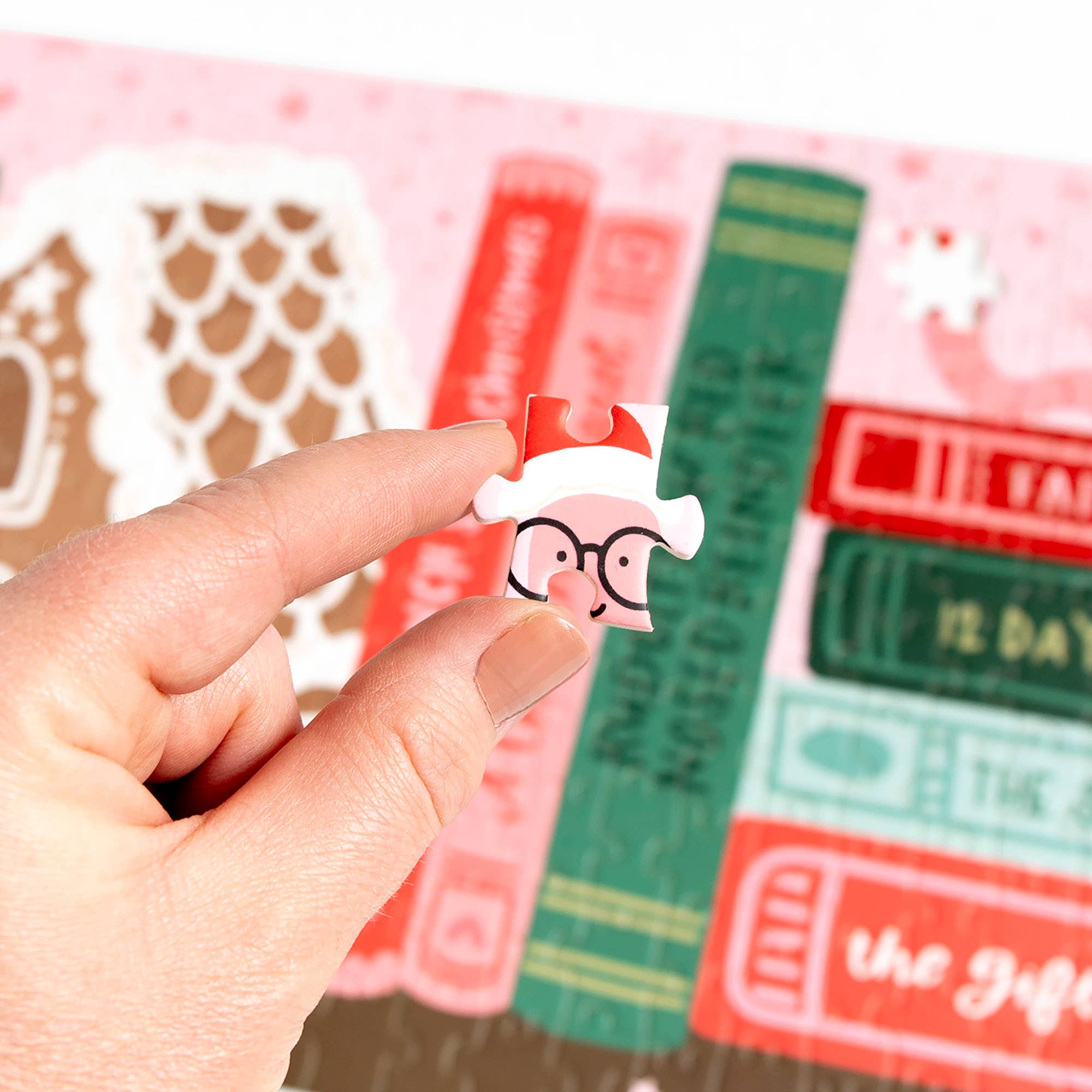 Pippi Post - Wholesale Puzzle - Kids - Holiday Bookshelf - 400 Piece Panoramic Jigsaw Puzzle2