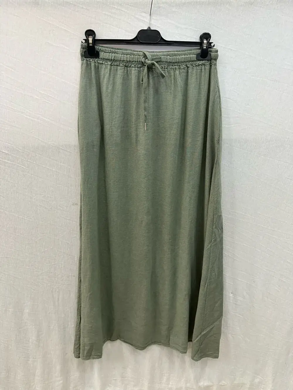 Mimi & Gogo - Wholesale Skirt - Women's - Long linen skirt with two pockets @8628_JLinPoche2