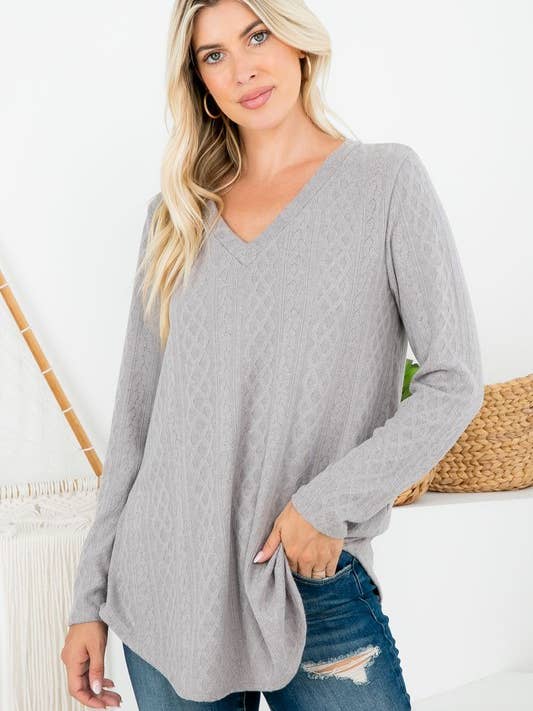 Gebreide Textuurstof V-hals Top met Lange Mouwen - Plus Maat voor wholesale door Rose Mellow Fashion