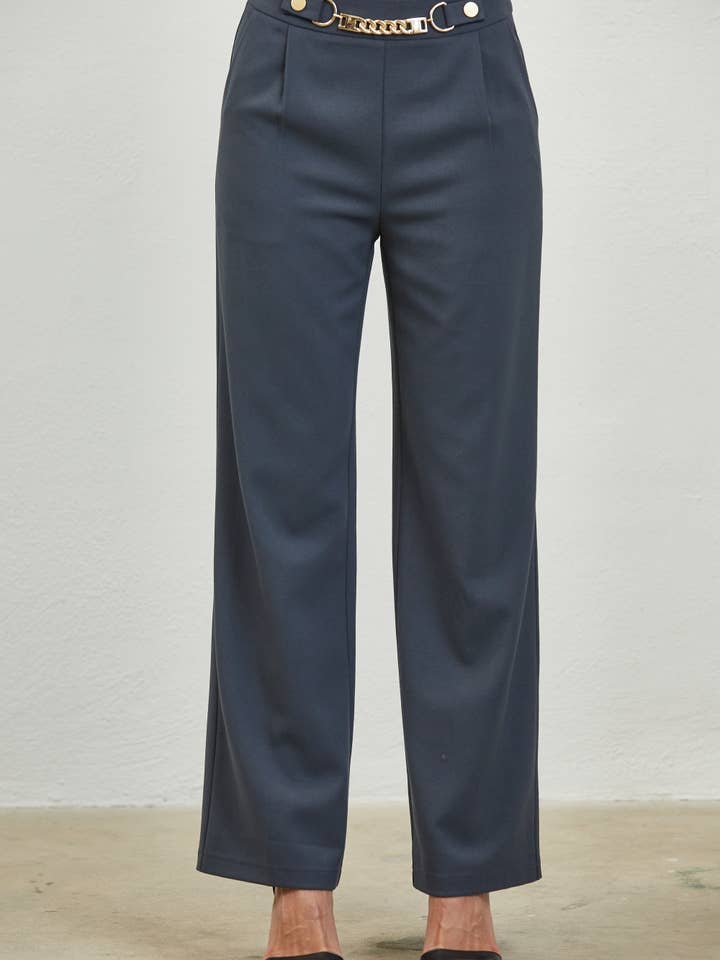 Calças de Cintura Alta com Corrente e Perna Reta por atacado de Edit by Nine