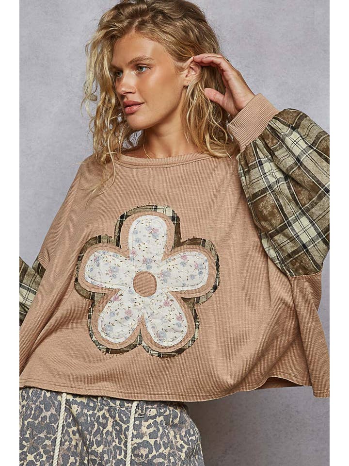 Pol Clothing - Wholesale Knit Top - Women's - Round neck plaid sleeve floral print top in rib SALE