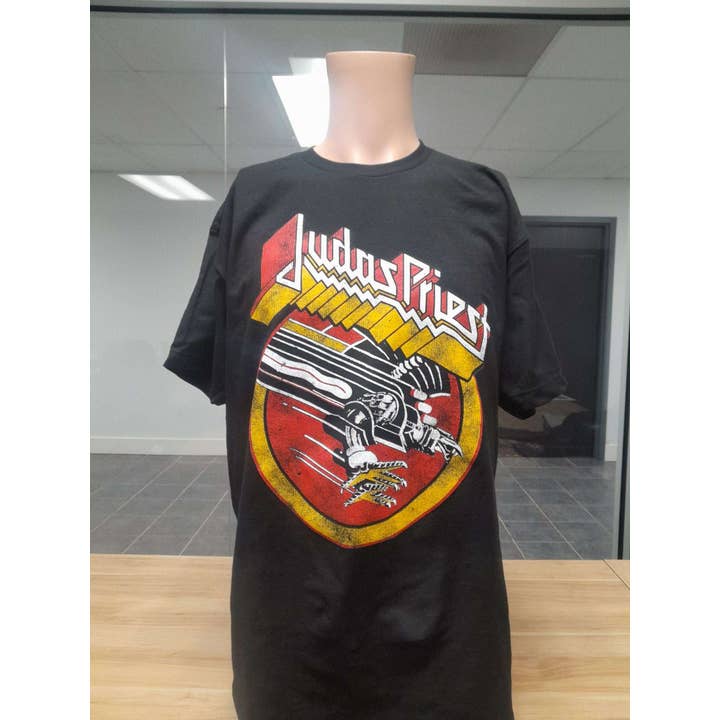 Manic Merch - Wholesale T-Shirt (Graphic) - Unisex - Judas Priest - SFV Solid Vintage - Graphic Tee