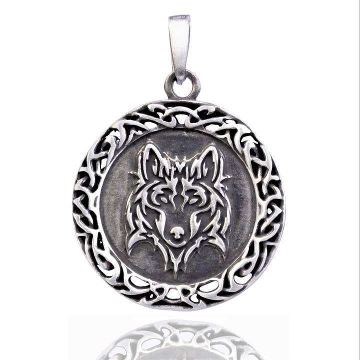 Nirvana LLC - Wholesale Individual Charm/Pendant - Fine Lead-Free Pewter Pendant Necklace - Wolf