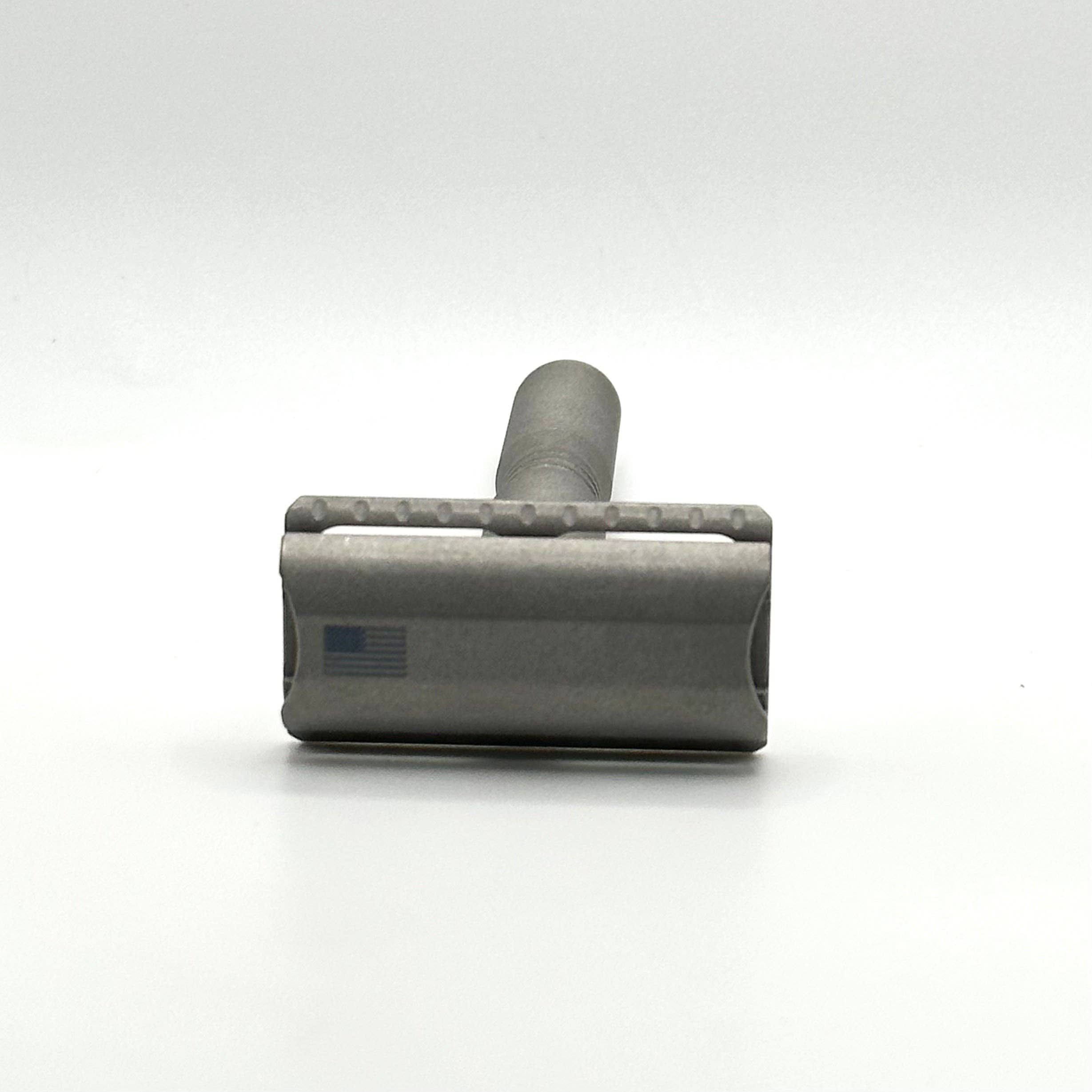 Yates Precision - Vente Rasoir - Rasoir de sûreté en titane ‘Merica13