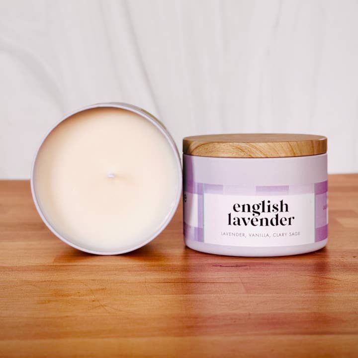 Candela di soia profumata alla lavanda inglese per la vendita all'ingrosso da parte di L I L L I E & P I N E