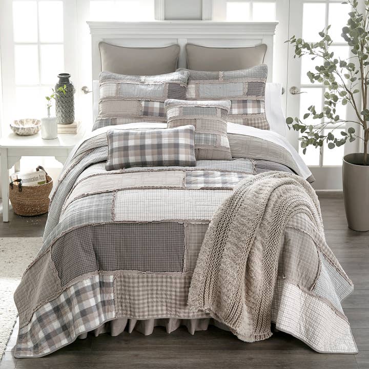 Donna Sharp - Wholesale Quilt - Donna Sharp Smoky Cobblestone Cotton Pieced Quilt Collection