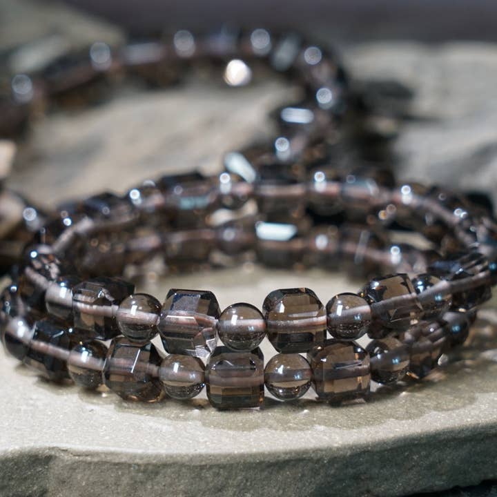 Moon Rituals – Engroshandel Perlearmbånd – Is Obsidian Terning Armbånd – Naturligt Sort Krystal Smykke til Beskyttelse, Jordforbindelse & Julekrystalgave2