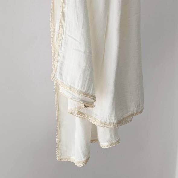 Nora Swaddle for wholesale by Les Bambins