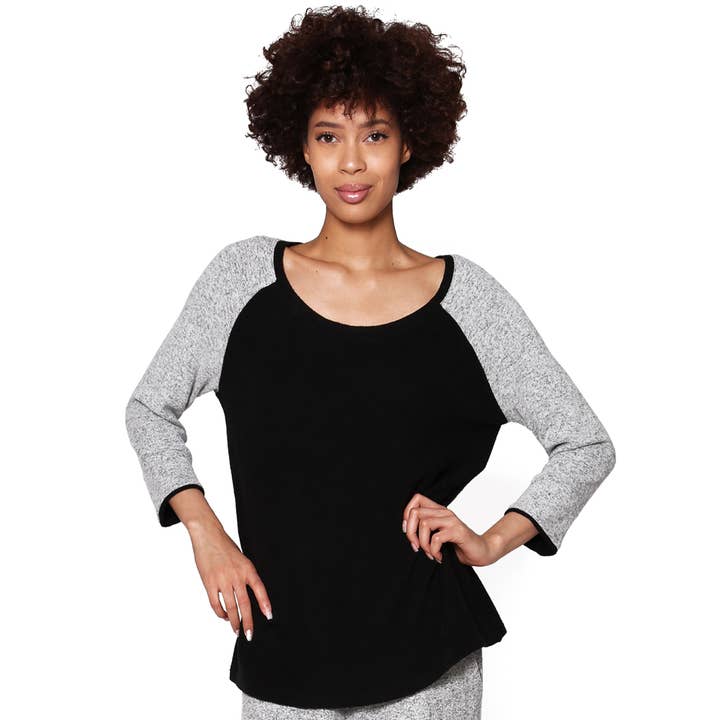 Komfort-samlingen - Baseball Tee - SORT/GRÅ for engroshandel hos La Cera