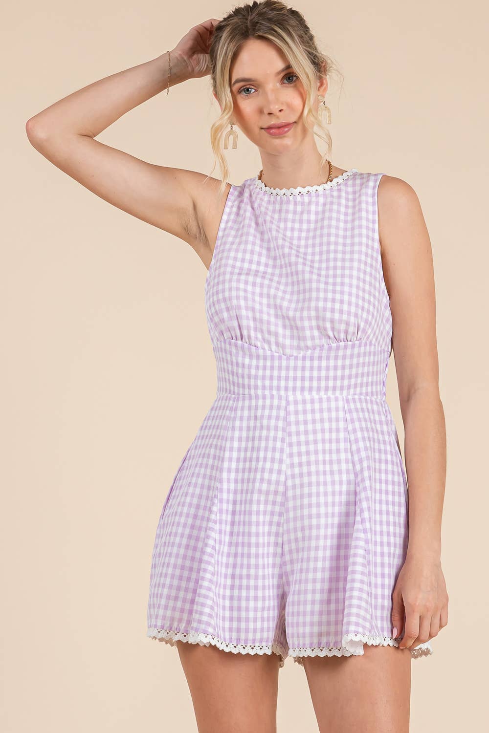 BABY PINK – Großhandel Romper – Damen – Gingham-bedruckter Strampler mit Spitzenbesatz.14