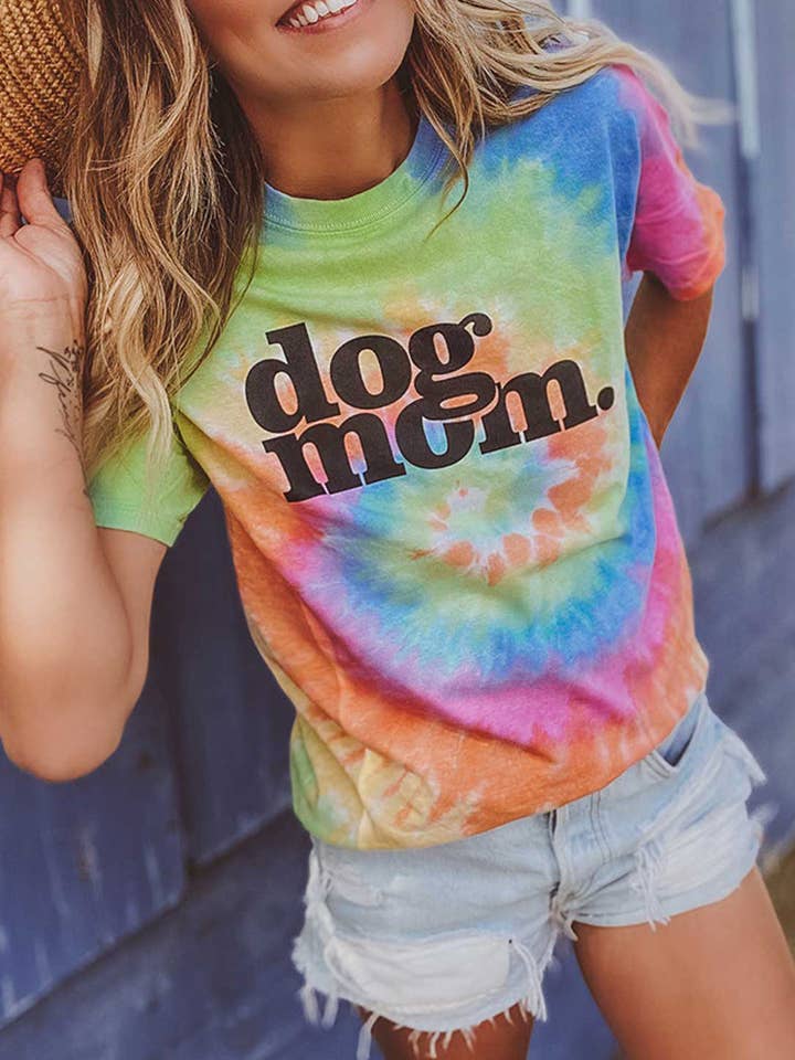 T-shirt Tie-Dye Dog Mom Eternity pour la vente par PAWZ