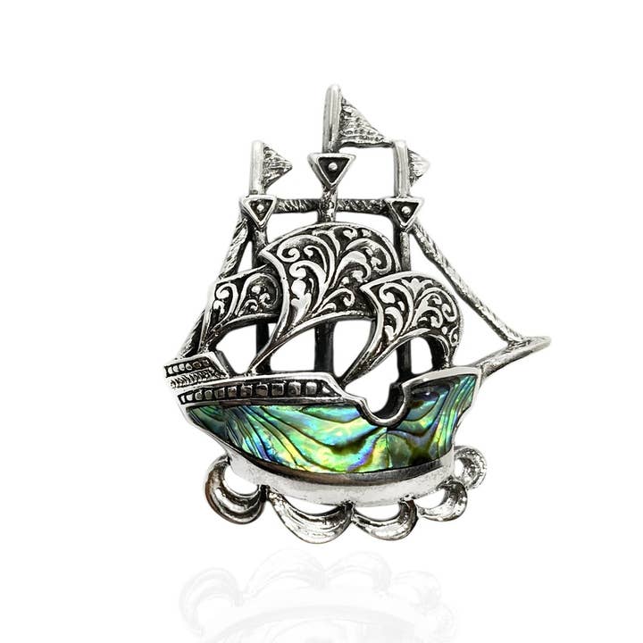 Pin de Navio Pirata em Prata de 1ª Lei por atacado de Anna King Designs