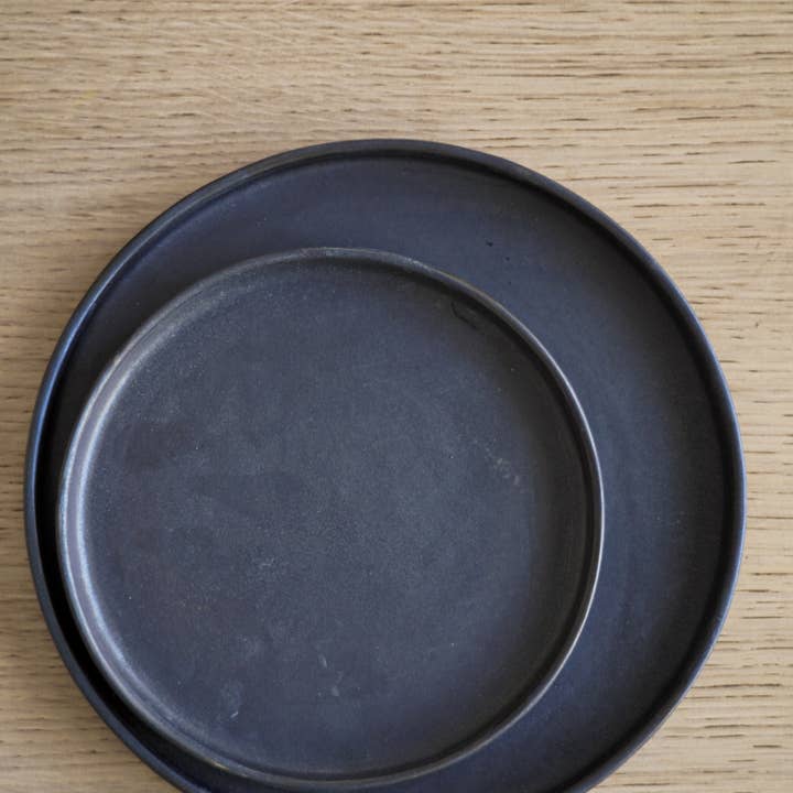 Creating Comfort Lab - Wholesale Dinner Plate - Black Matte Stoneware Dinner Plates1