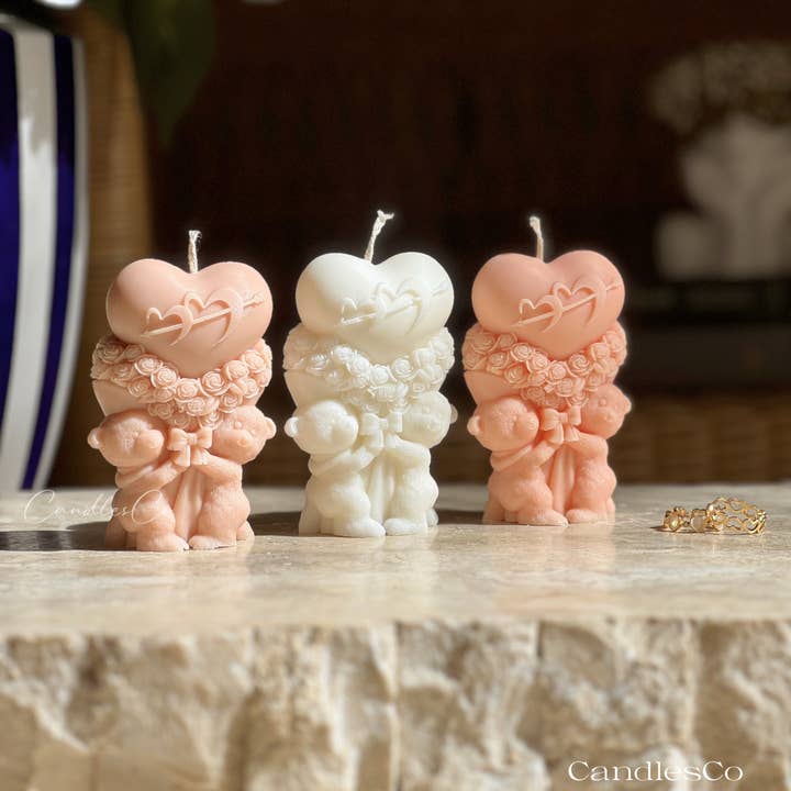 CandlesCo Australia - Wholesale Novelty Candle - Rose Teddy Soy Wax Candle 1