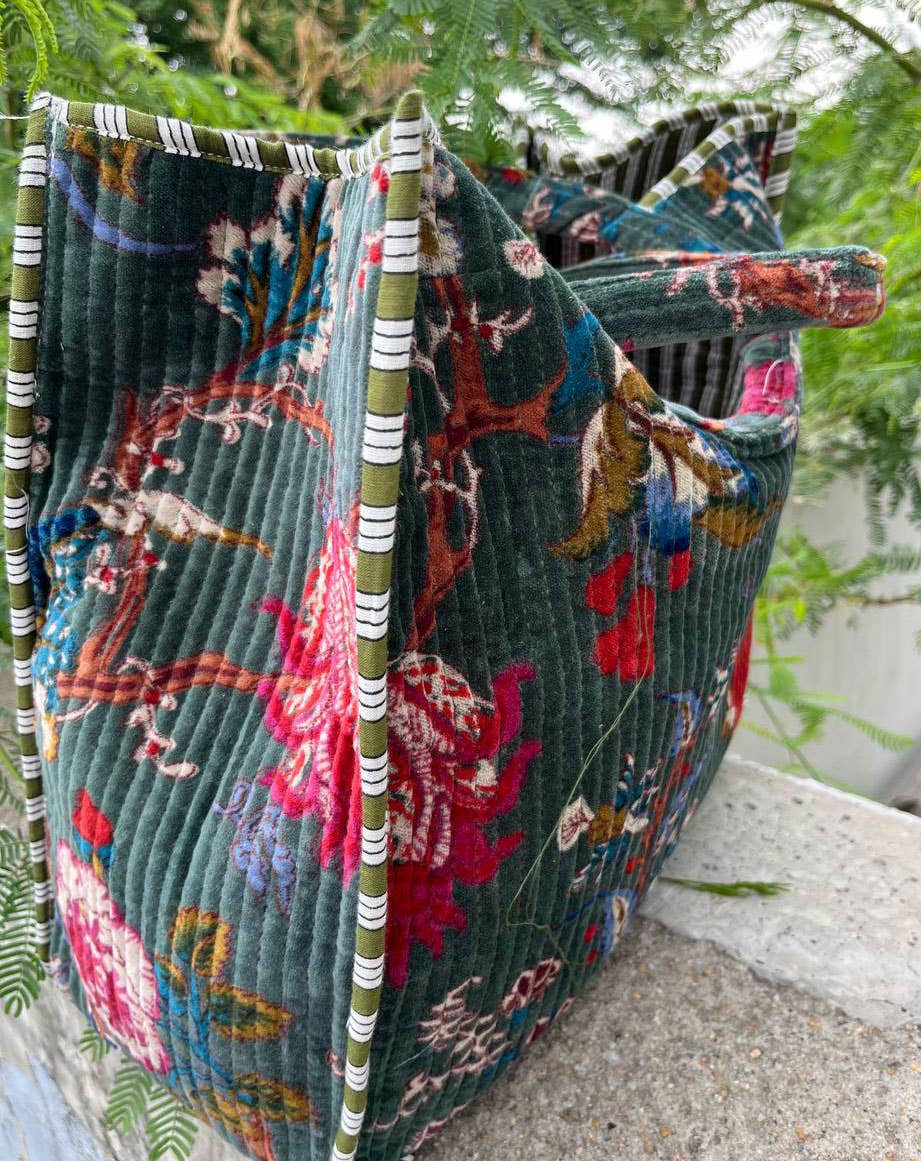 bhavnas boutique - Wholesale Tote Bag - Women's - Party Wear Floral Jaipuri Quilted Velvet Cotton Women Bags3