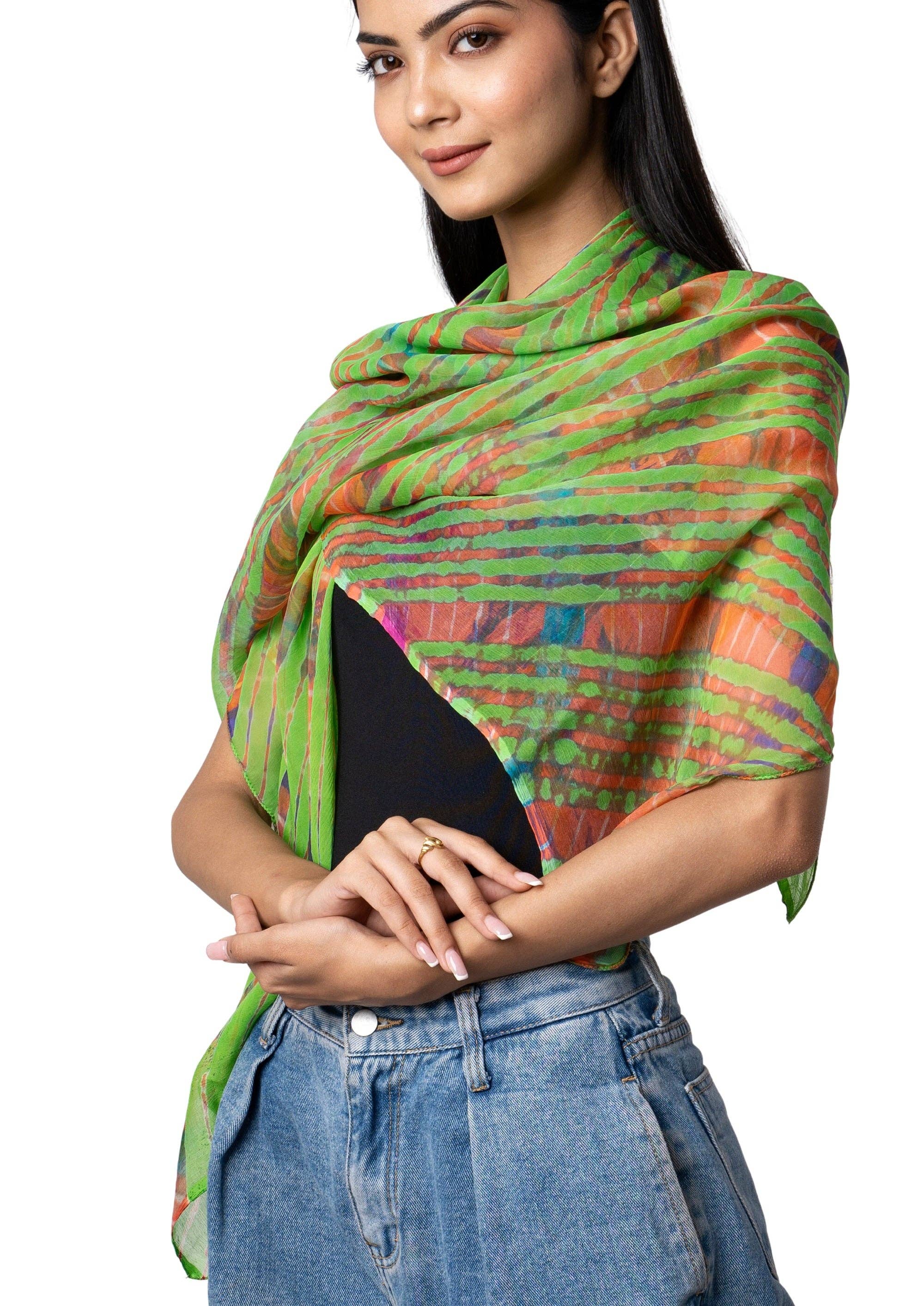 MALINI FASHION DESIGN PRIVATE LIMITED - Wholesale Scarf - Women's - Sciarpa quadrata in Seta Chiffon con tintura manuale colore verde1