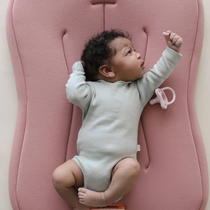 Snuggle Me Organic - Wholesale Lounger - Baby - Lounger Curve | Gumdrop1