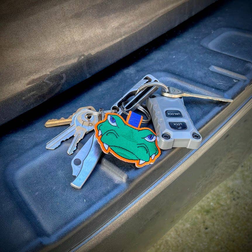 Rybo Shop - Wholesale Keychain - Unisex - Alligator Gator Cute Cartoon Animal Embroidered Keychain1