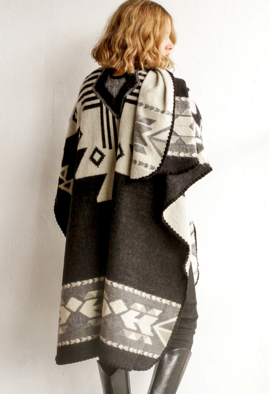 ACHACHAY - Wholesale Poncho - Women's - Hourani Long Reversible Shawl1