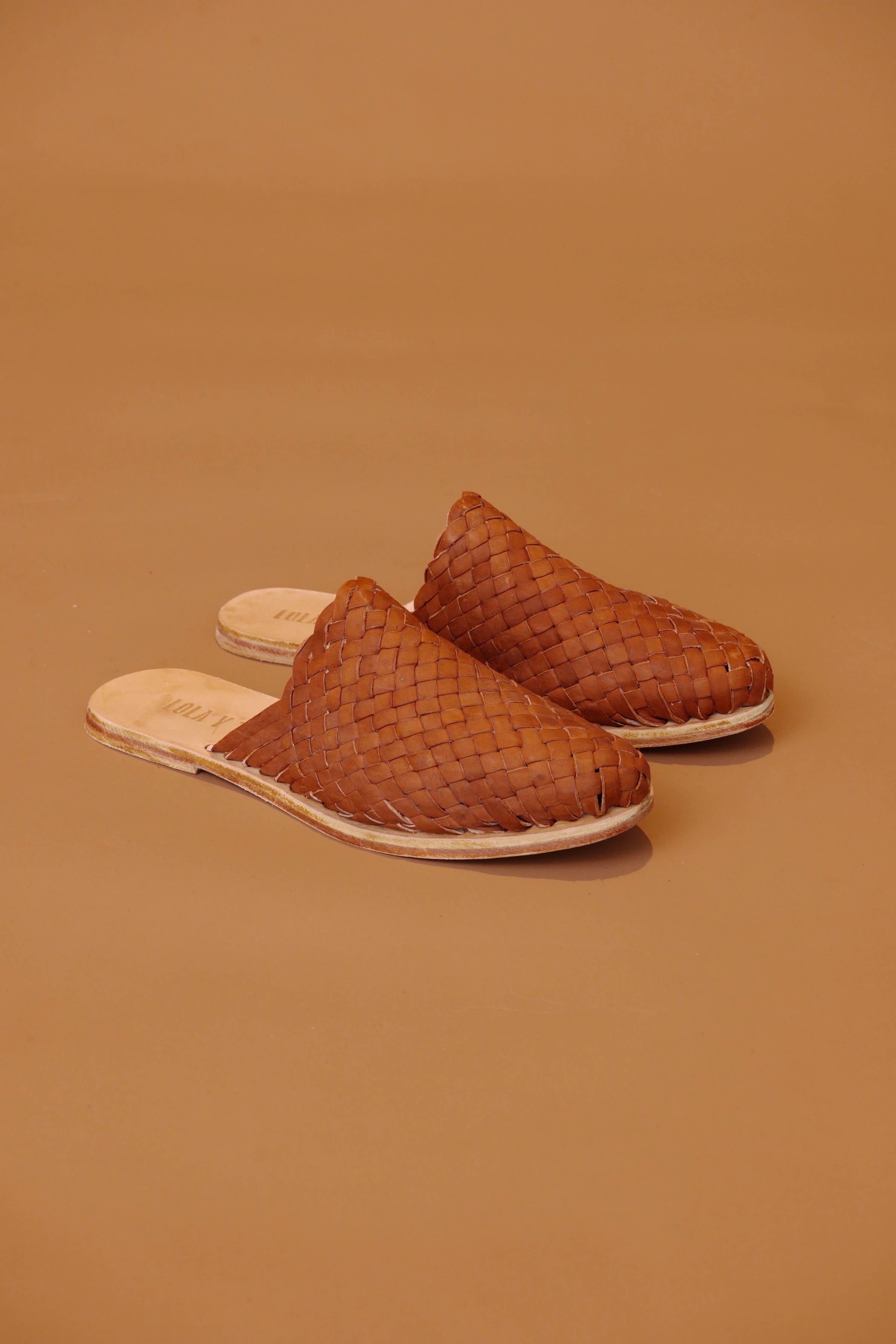 LOLA Y TULA - Wholesale Mules - Women's - HAND WOVEN LEATHER SLIDES // CAMEL1