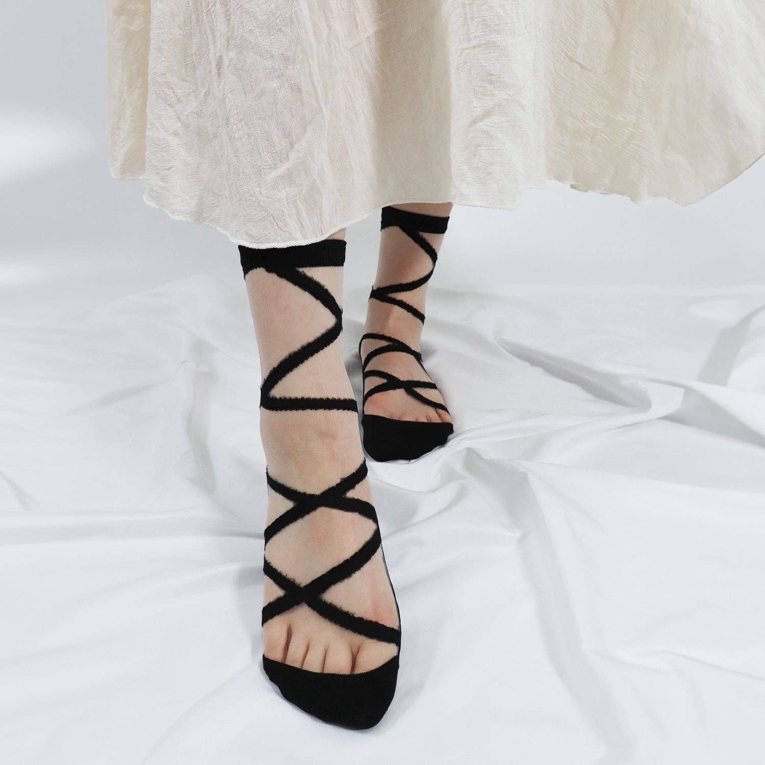 7DAYSSOCKS - Wholesale Socks - Women's - Women's Crew Sheer Ballerina  See-Through Socks9