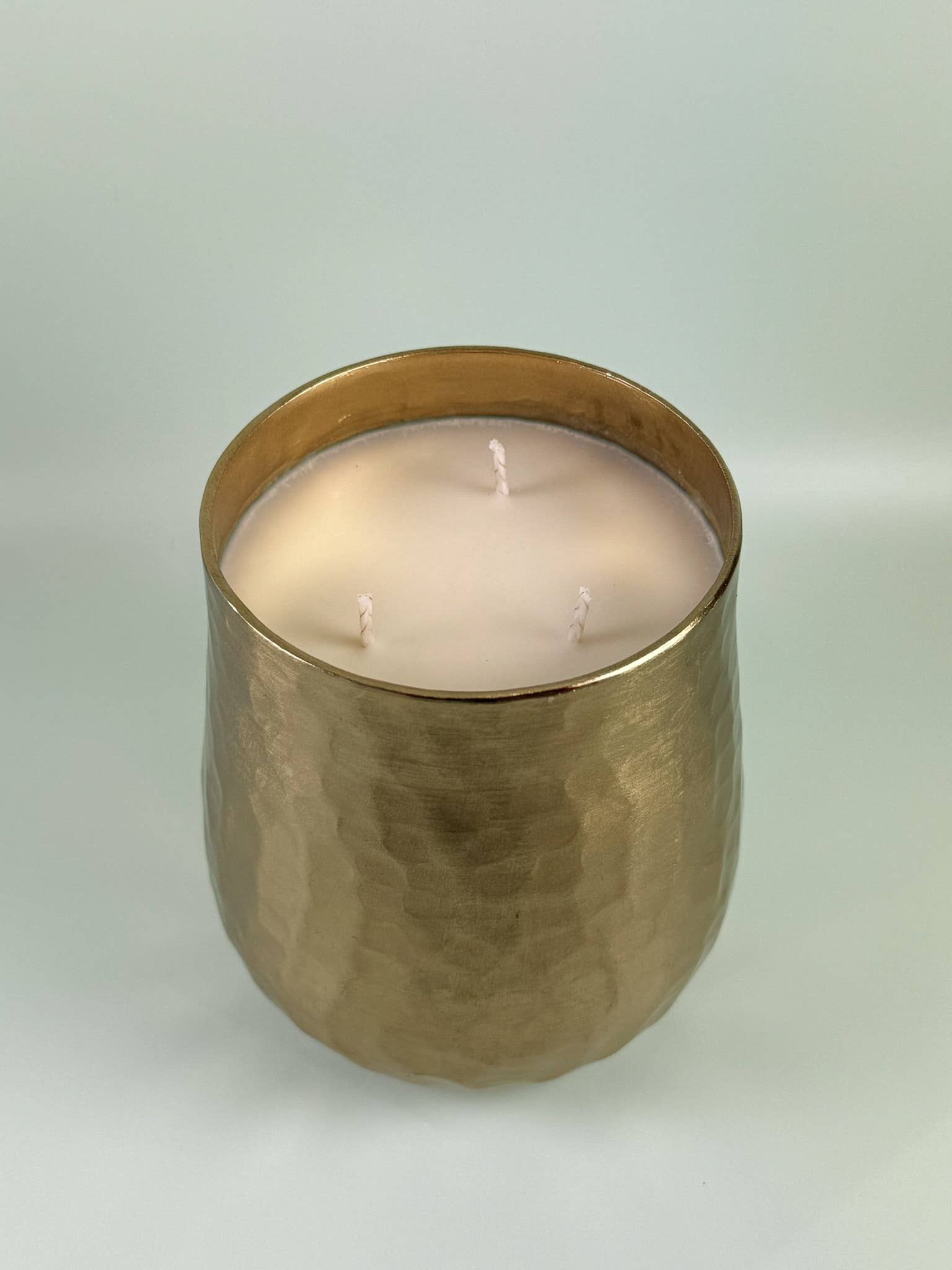 Unplug Soy Candles - Wholesale Jar/Filled Candle - Gold Hammered Soy Candle5
