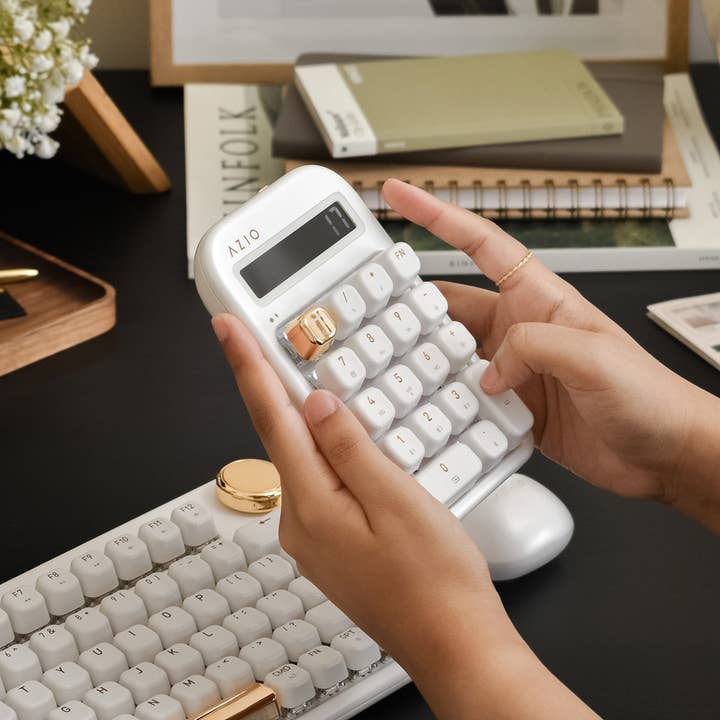 Azio - Wholesale Calculator - IZO Numpad / Calculator (Blue Switch)2