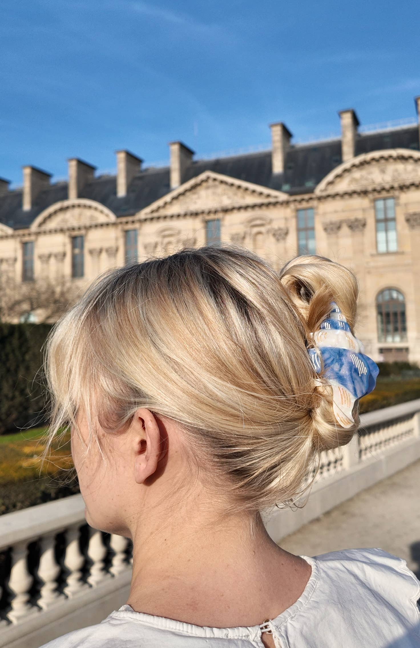 Solar Eclipse - Wholesale Hair Clip - Women's - Hand-painted Conch Shell Claw Hair Clip2