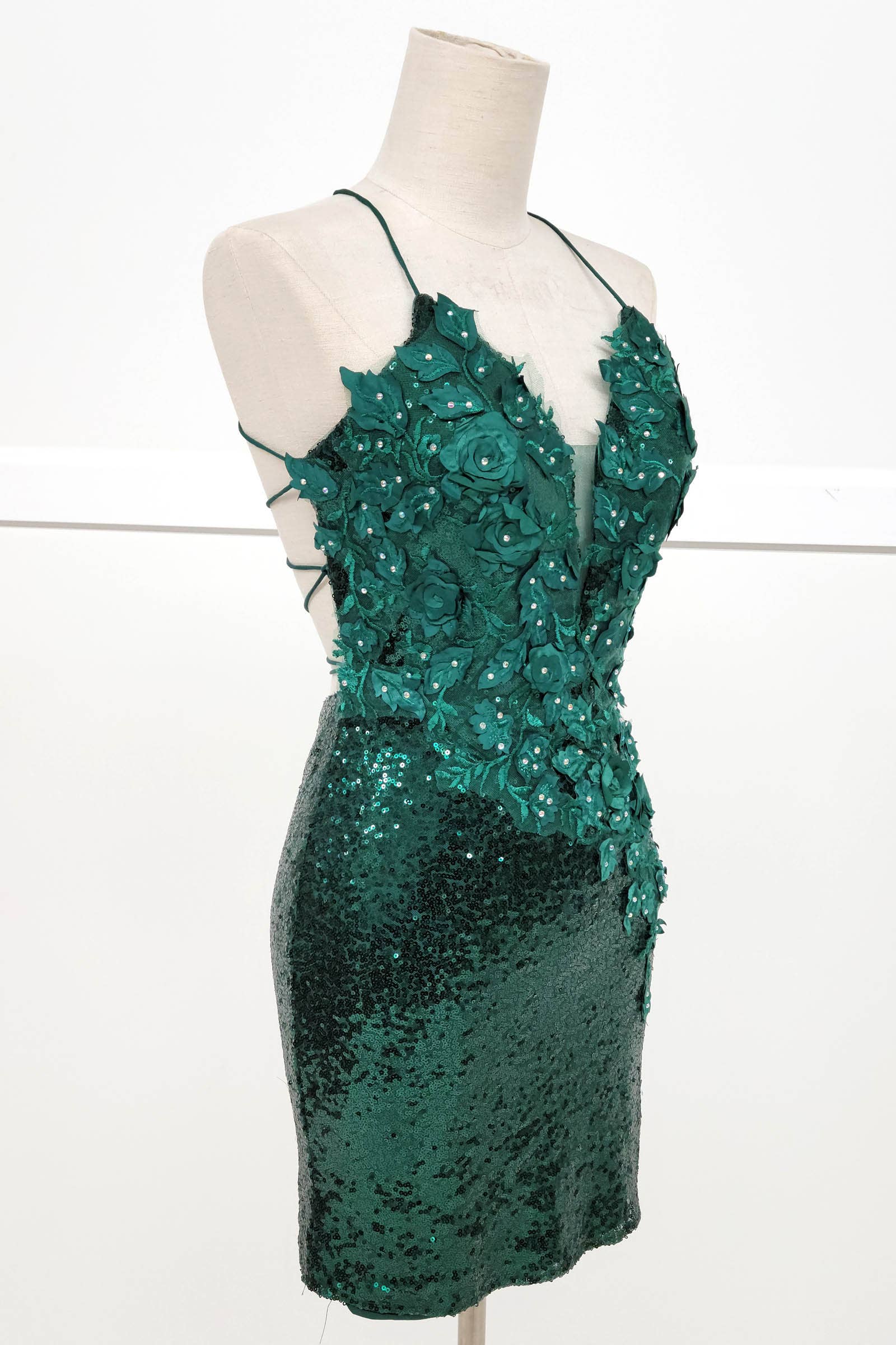 Chicas - Wholesale Jurk - Dames - Bodycon pailletten mini-jurk met bloemen en bandjes C80735