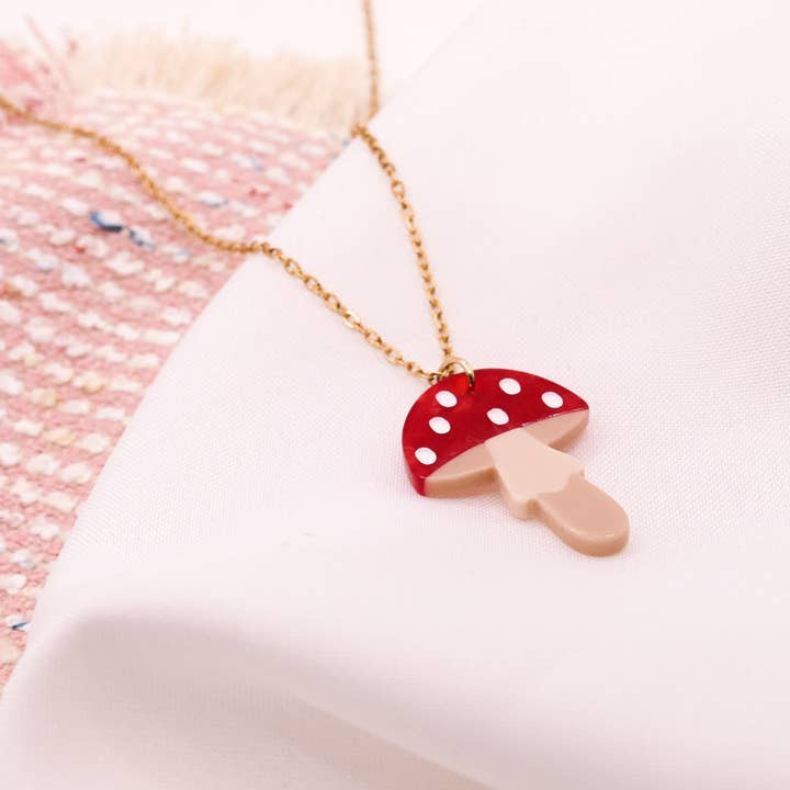 Necklace Mushroom Fly Agaric - 18k Gold Plated Forest Mushrooms for wholesale by Tilda&Theo