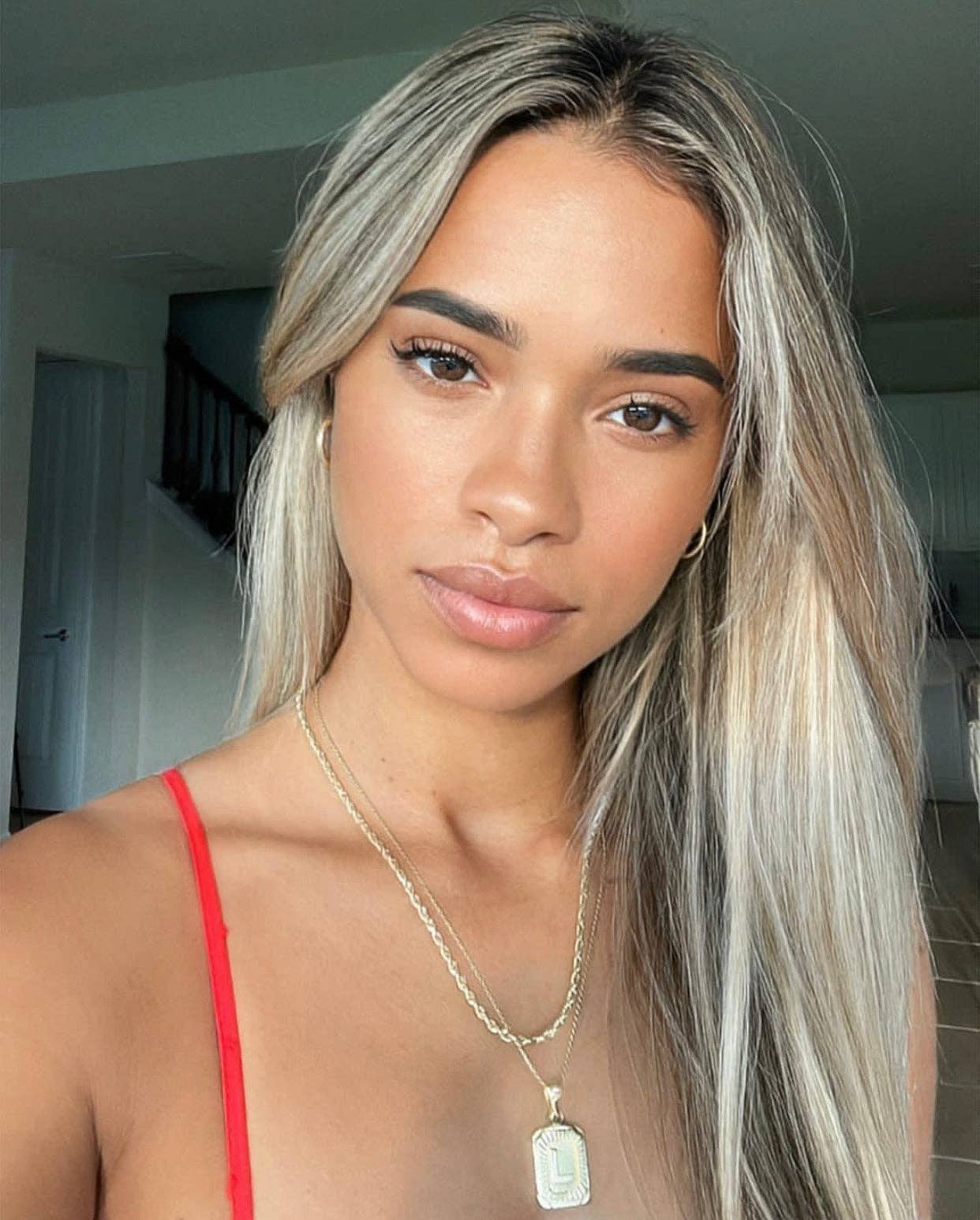 Kismet Showroom - Venta al por mayor Collares con colgantes/abalorios - Collar Inicial Miel36