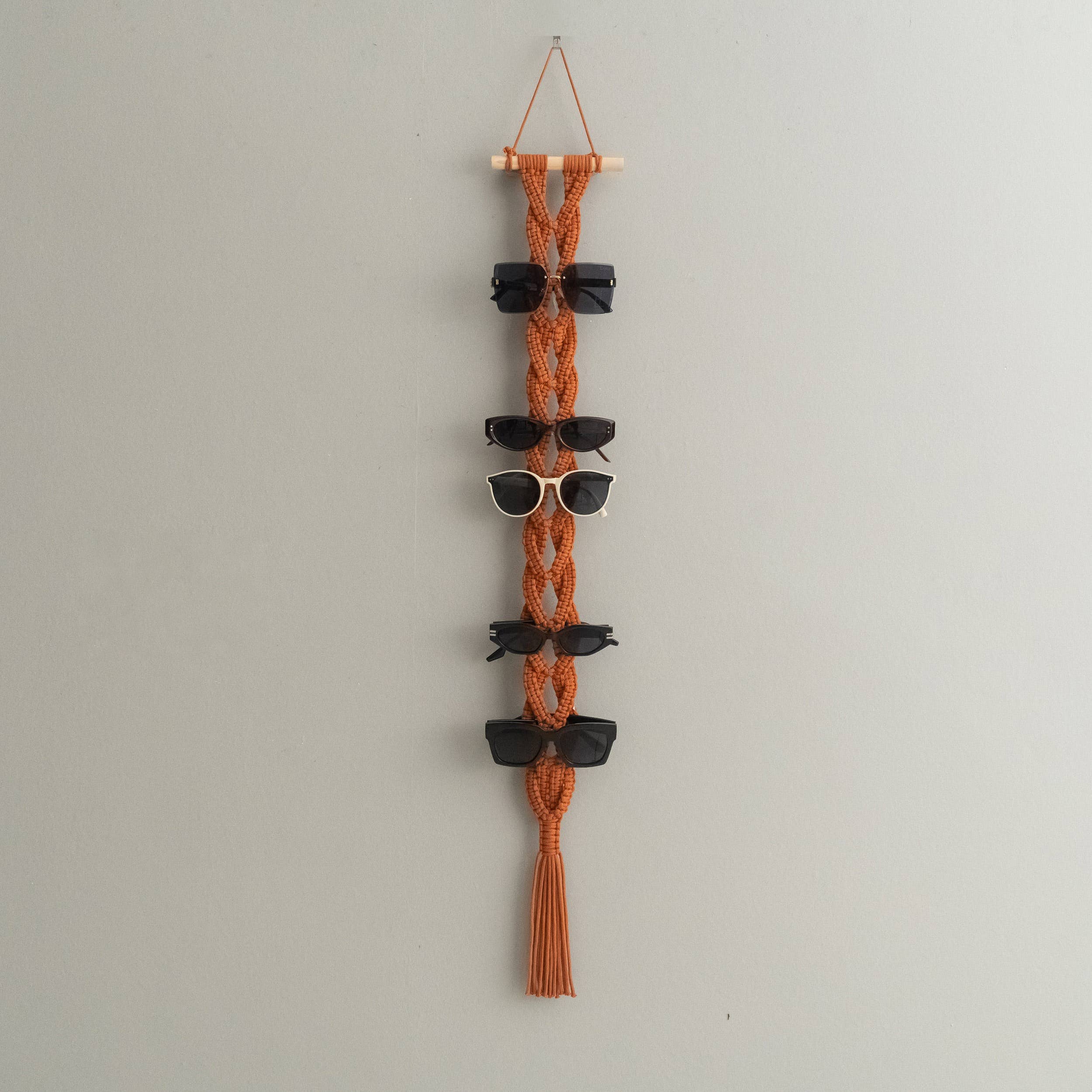 HeartCrafted - Wholesale Sunglasses/Eyeglasses Strap - Unisex - Macrame Sunglasses Holder Wall Hanging I9612