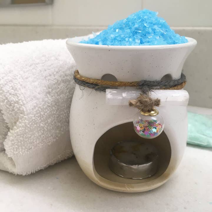 "Charmed" Diffuser Furnace for wholesale by Cosmic Seasons