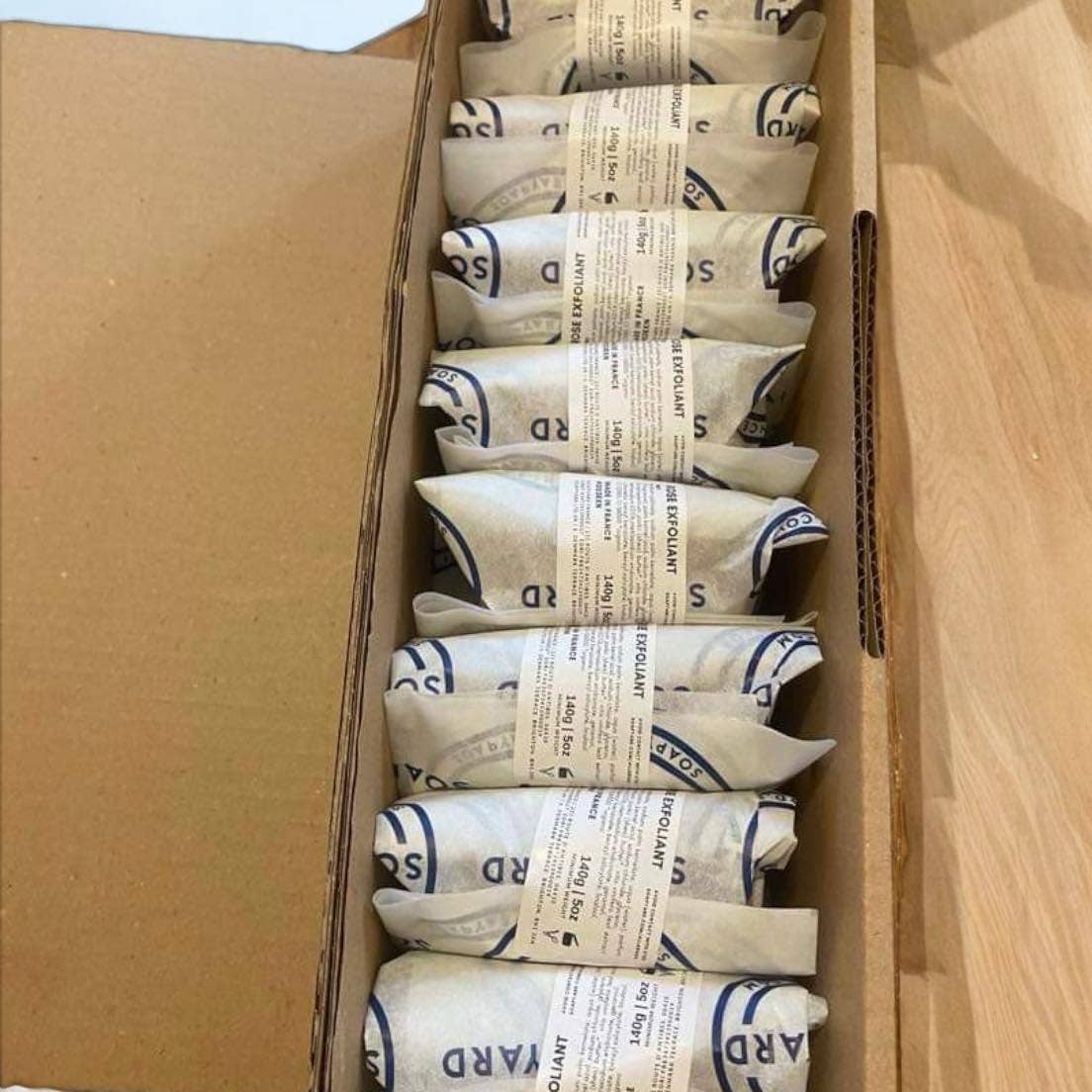 soapyard - Venta al por mayor Pastilla de jabón - Jabón en barra de cereza 140 g | Paquete de 8 unidades envueltas1