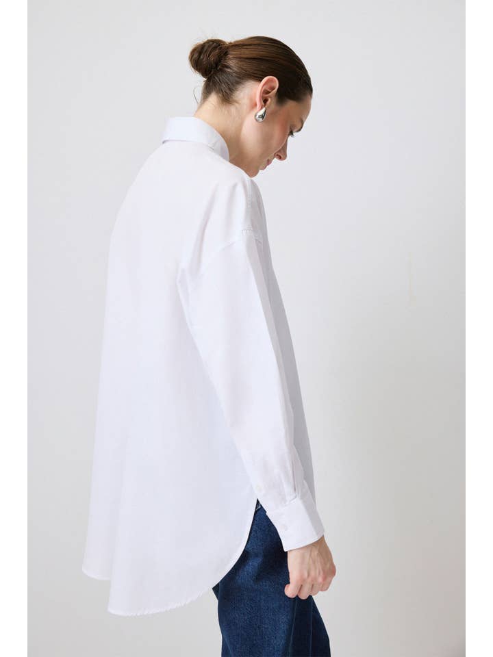 Beyaz RELAXED FIT POPLIN SHIRT for wholesale on Faire