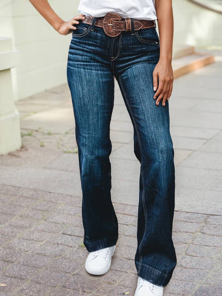 Western Stitch Patched Pocket Bootcut Jeans for wholesale by 1 the Woman