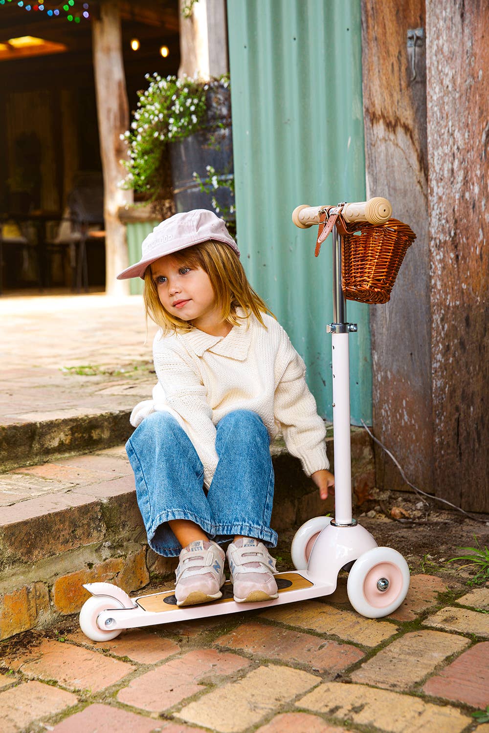 Banwood Inc - Wholesale Bike/Scooter - Kids - BANWOOD SCOOTER VINTAGE - PINK1