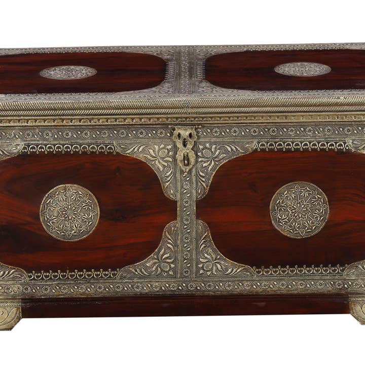 Coffre Lavish Touch Baxter pour la vente par Pelicano