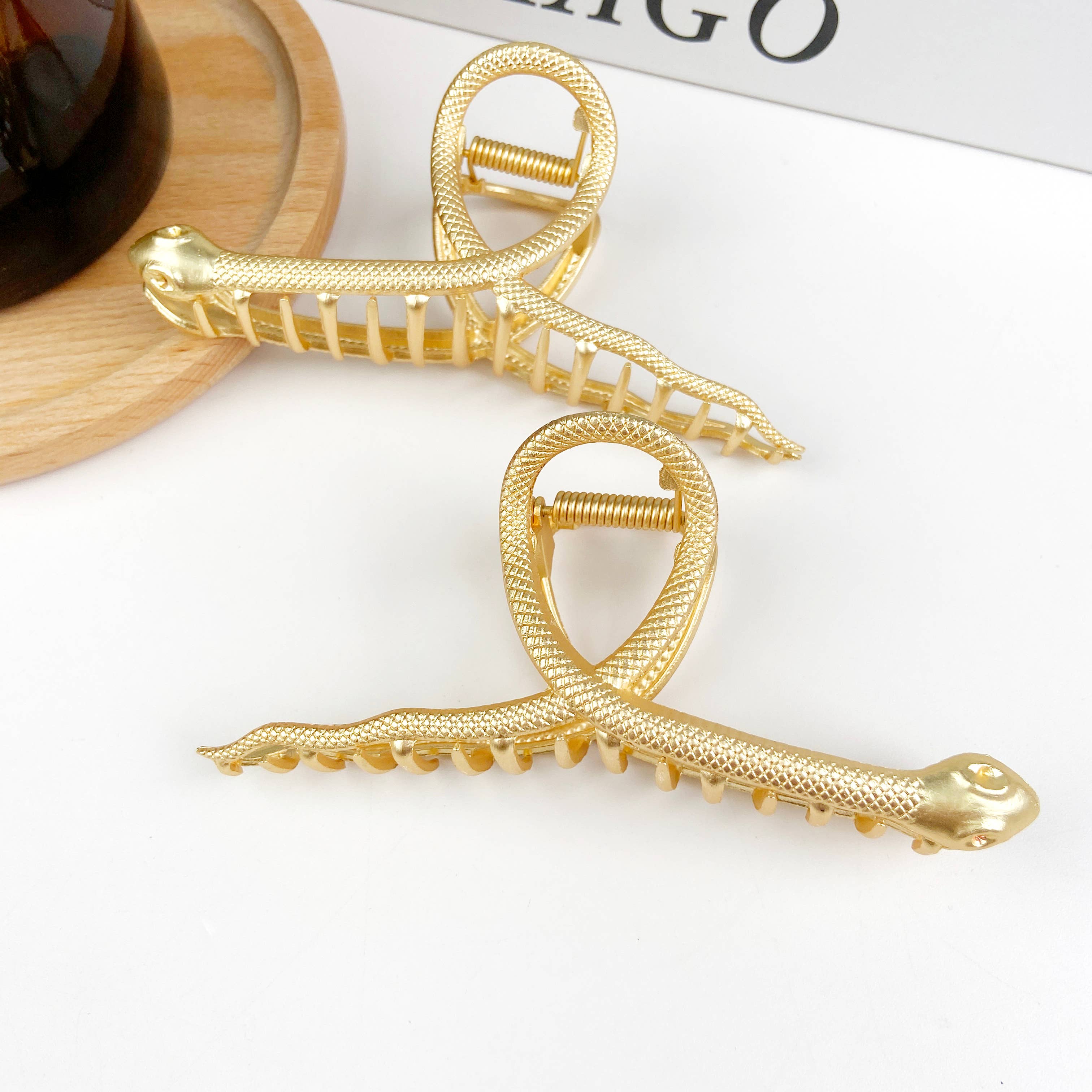 TheDivaSoap - Wholesale Hair Clip - Women's - Simple gold snake hair clip hair claws1