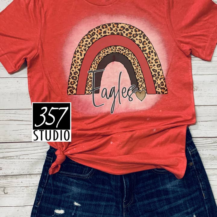 T-shirt branqueada RAINBOW Mascote Escolar por atacado de 357 Studio