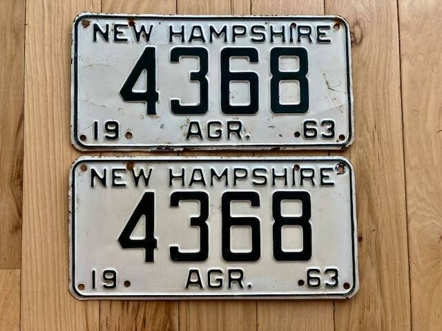 Par af 1963 New Hampshire landbrugsnummerplader for engroshandel hos RusticPlates