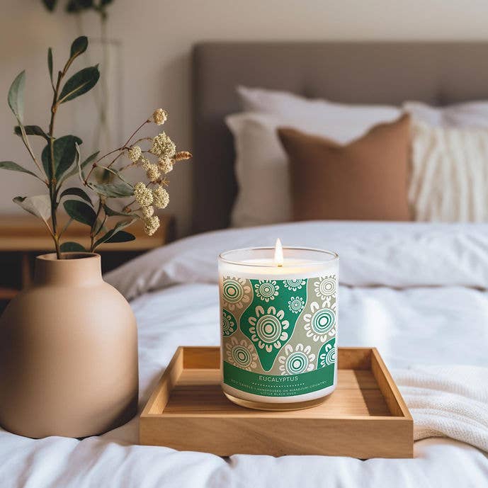 Bougie Eucalyptus pour la vente par Little Black Duck Homewares