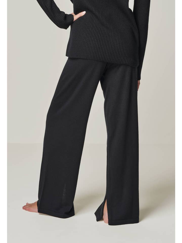 YOU LOOK PERFECT Loungewear - Wholesale Lounge Set - Women's - LOUNGEWEAR SET - Blossom & Pants Bailey Sweater16