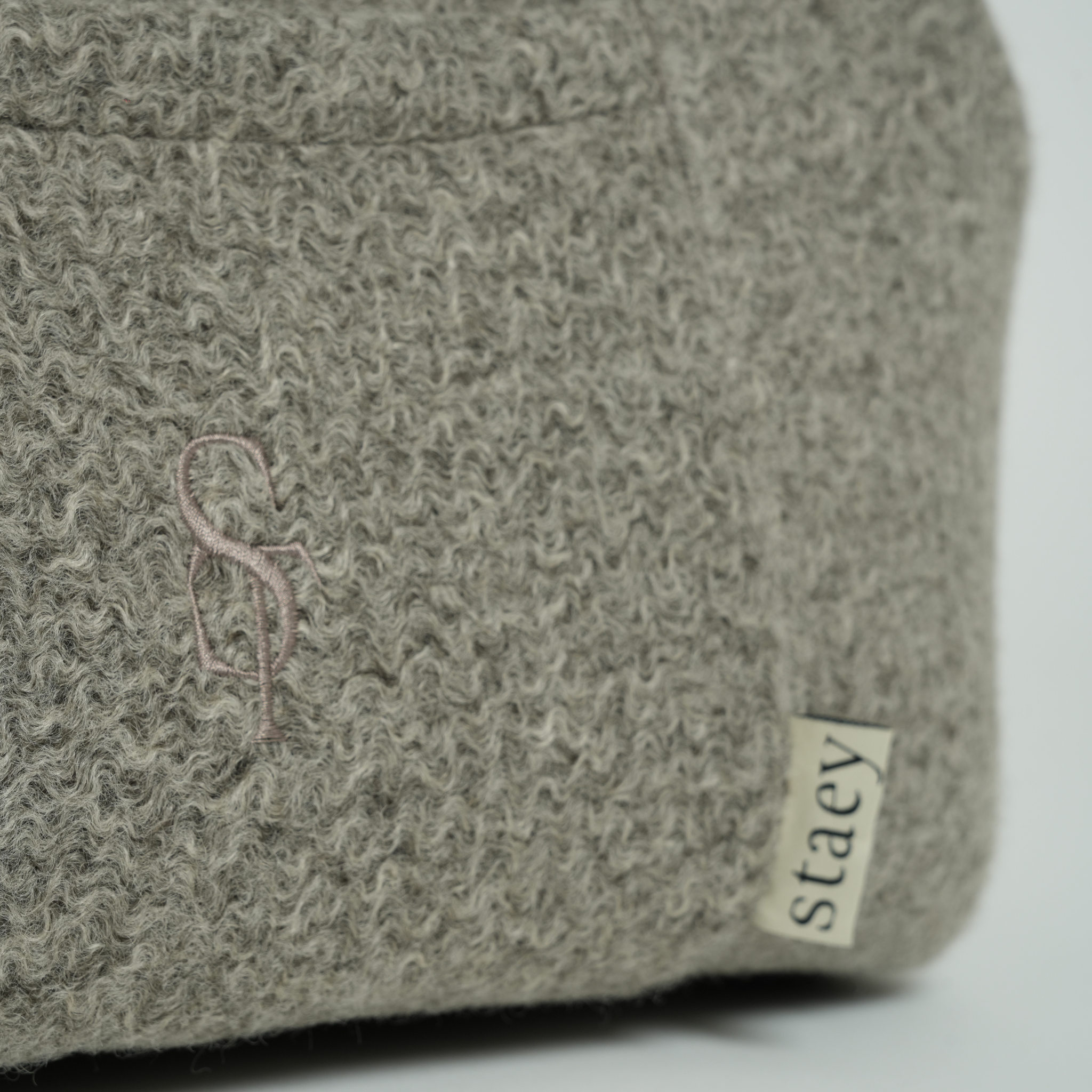 Staey - Wholesale Pet Carrier - Dog - Carrier Bag Curl | Taupe7