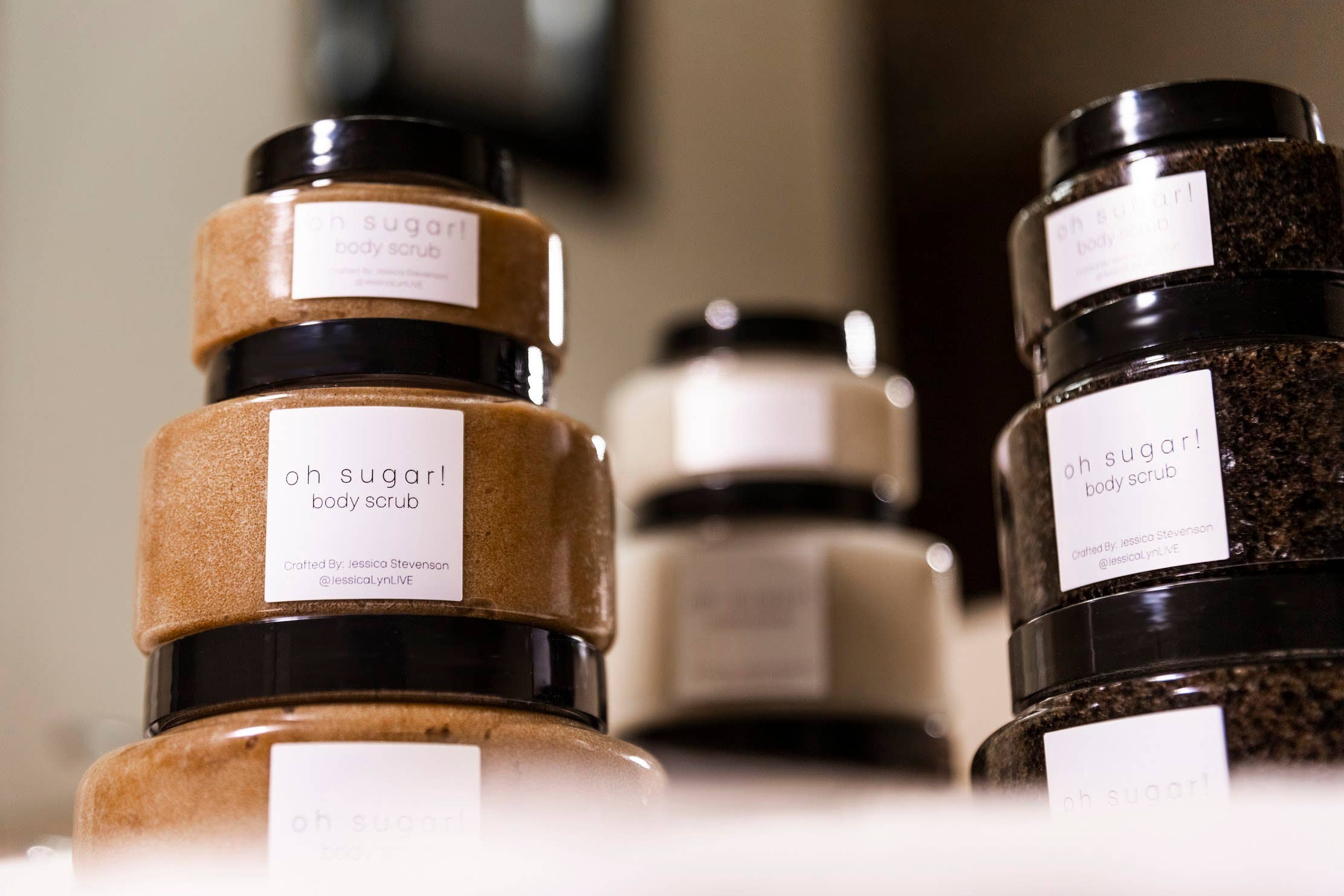 oh sugar! - Wholesale Body Scrub/Exfoliant - Brown Sugar & Honey Gentle Body Polish - Medium10